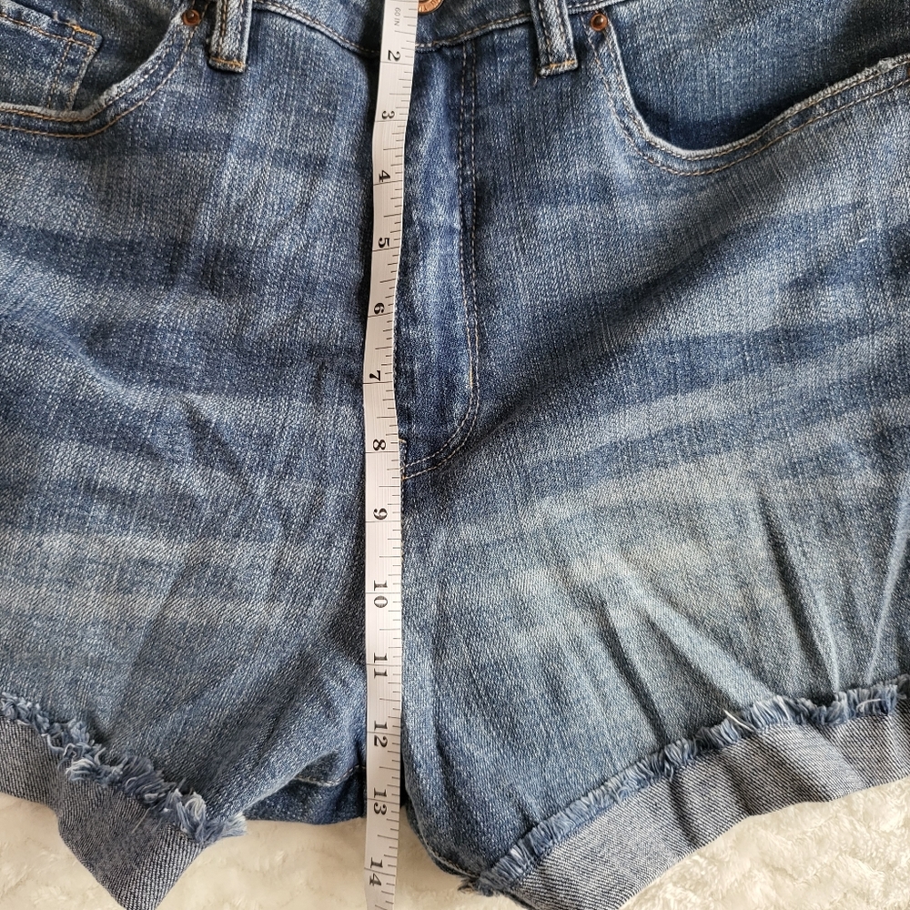 Women's High Waist Denim Short - Picture 10 of 12